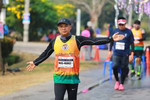 BIB: 46862
                            <button type="button" onclick="openModal(9889546)" class="btn btn-primary btn-sm float-right btn-popup" data-toggle="modal" data-target=".modal-high-quality">
                        <i class="fas fa-shopping-cart"></i> Add to Cart
                    </button>
                                            <button type="button" onclick="isThisMe(9889546, true)" class="btn btn-success btn-sm float-right btn-popup btn-isme hidden" data-toggle="tooltip" data-placement="bottom" title="นี่คือรูปของคุณใช่ไหม คลิกที่นี่เพื่อเอาเข้าอัลบั้ม">
                        <i class="fas fa-plus"></i> Add to album
                    </button>
                    <button type="button" onclick="isThisMe(9889546, false)" class="btn btn-warning btn-sm float-right btn-popup btn-isnotme hidden">
                        <i class="fas fa-ban"></i> Remove from album
                    </button>